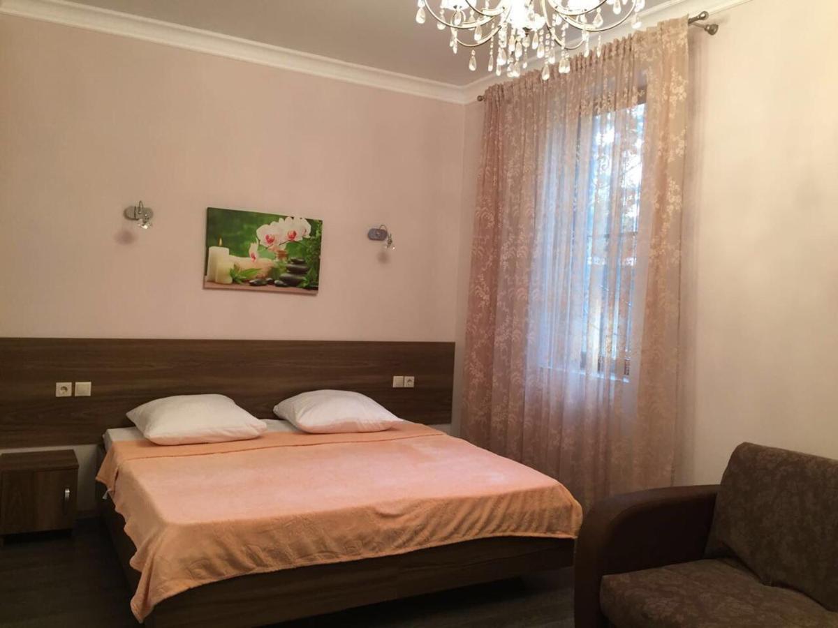 Hotel Old Pitius Pizunda Extérieur photo